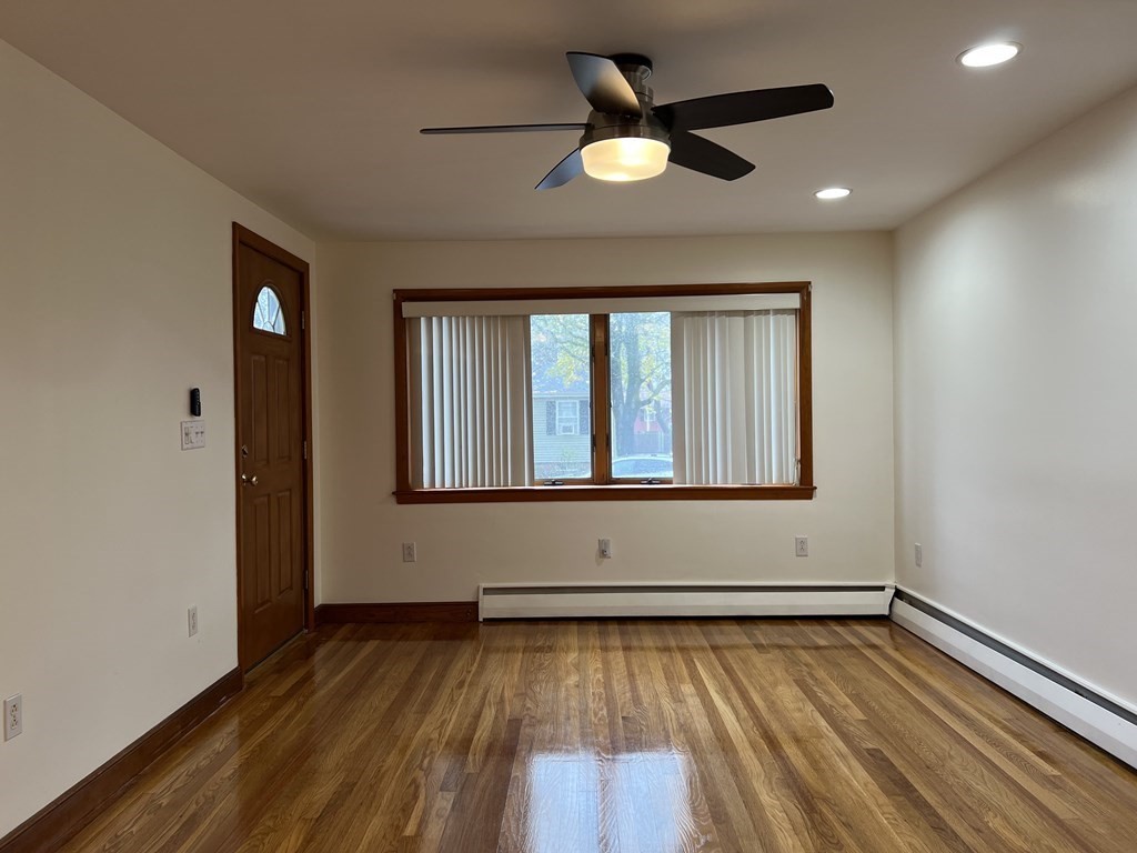 43 Longmeadow Road Beverly, MA 01915 - Photo 5 of 9 Gallery Image 5