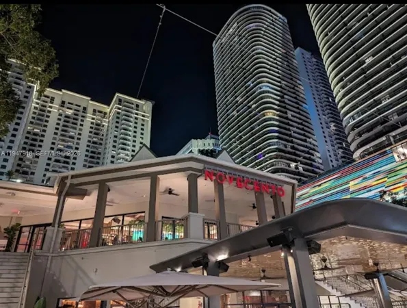 $4,500 | 801 Brickell Bay Drive, Unit 764, Miami, FL 33131