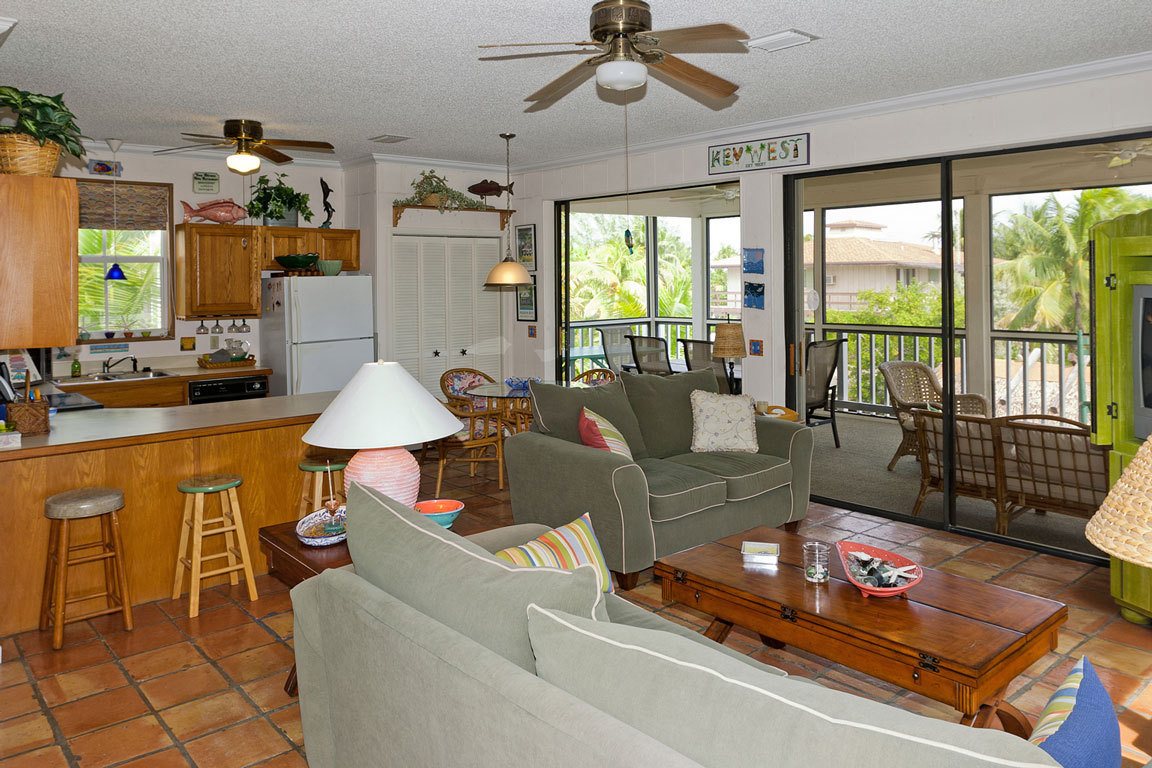275 Blackbeard Road Summerland Key, FL 33042 - Photo 17 of 26 Great room