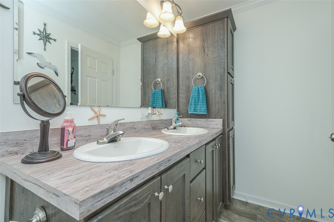 3767 Broad St Road Gum Spring, VA 23065 - Photo 20 of 47