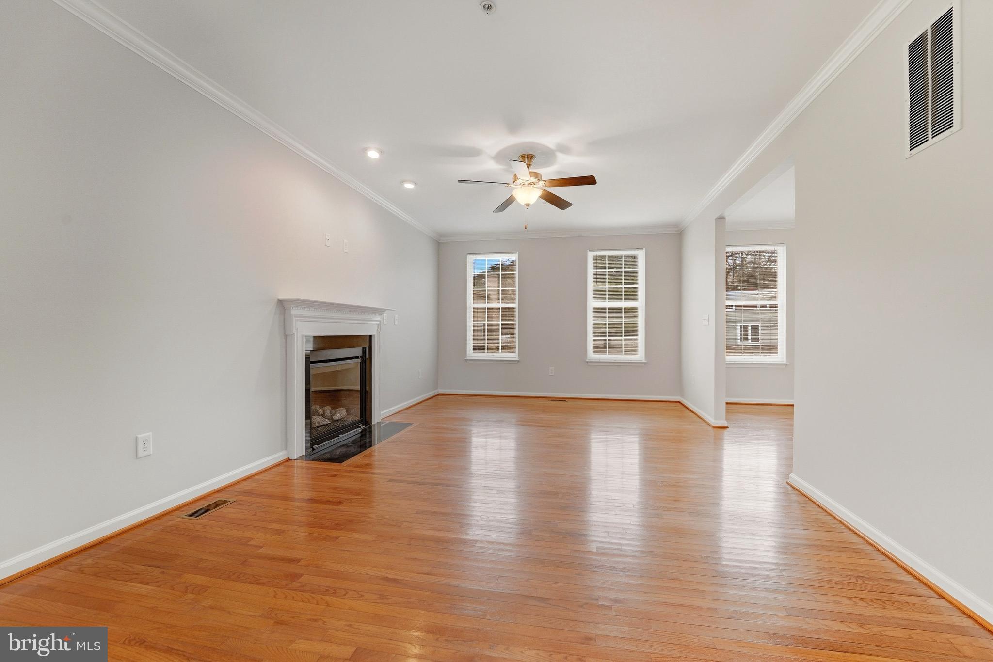 609 Tebbston Drive Pasadena, MD 21122 - Photo 8 of 46