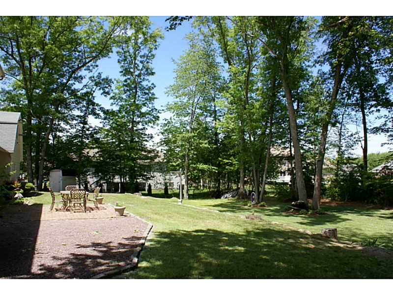 156 Pippin Orchard Road Cranston, RI 02921 - Photo 10 of 19 Yard/Garden.