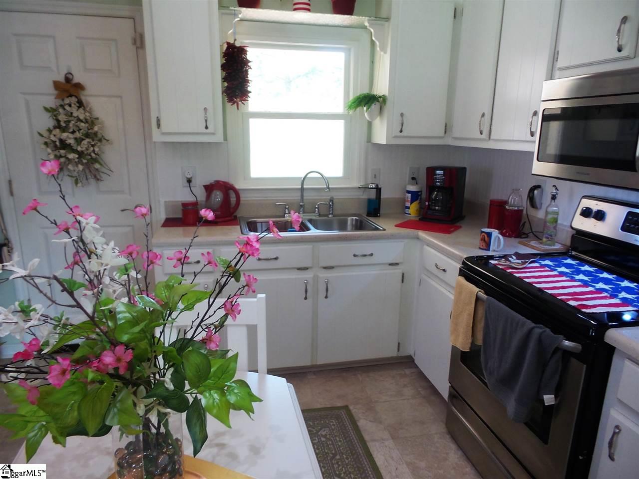 260 Wolfe Lane Inman, SC 29349 - Photo 10 of 24
