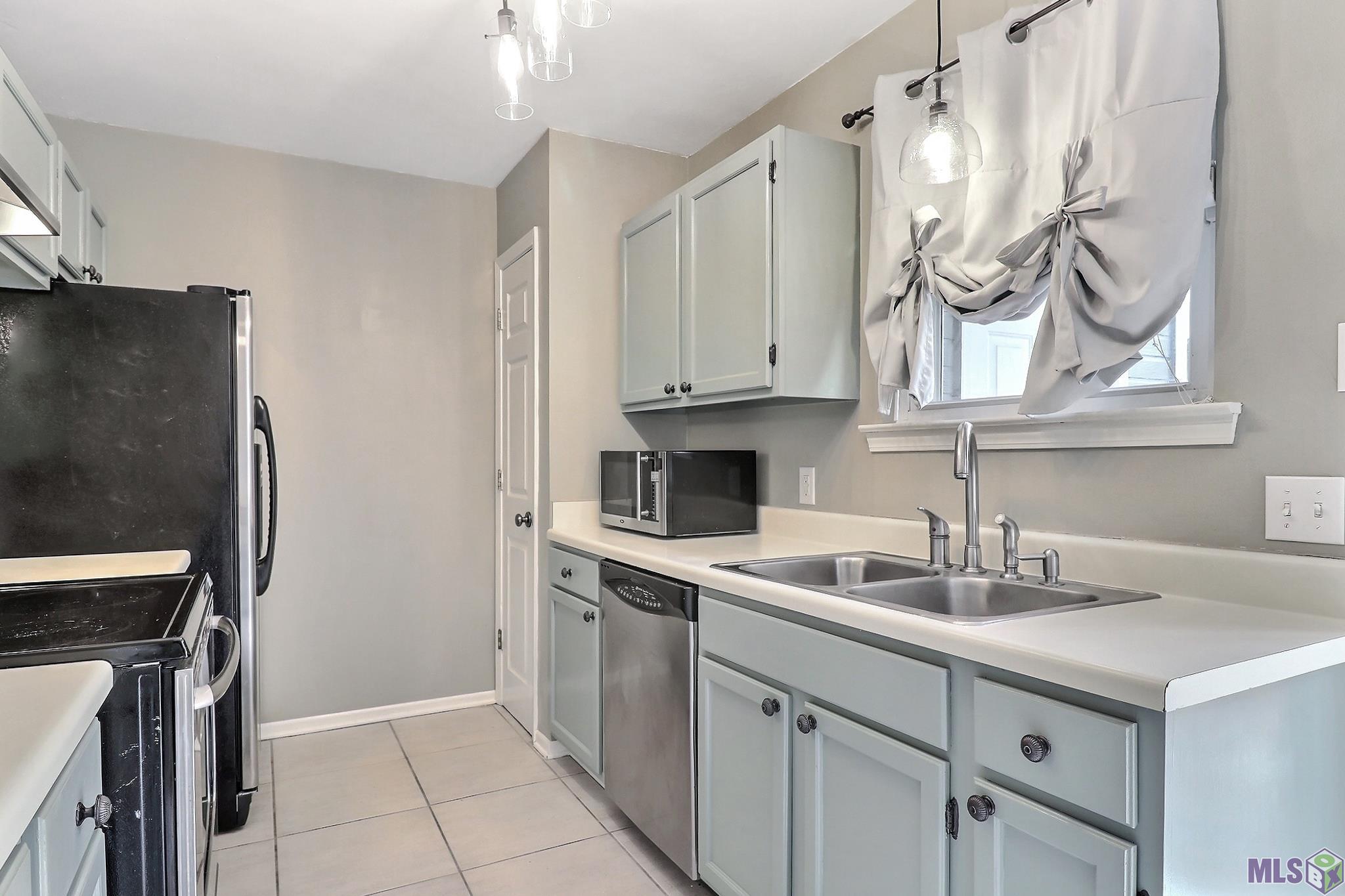 26 Stokes Court Baton Rouge, LA 70808 - Photo 11 of 25 Gallery Image 11