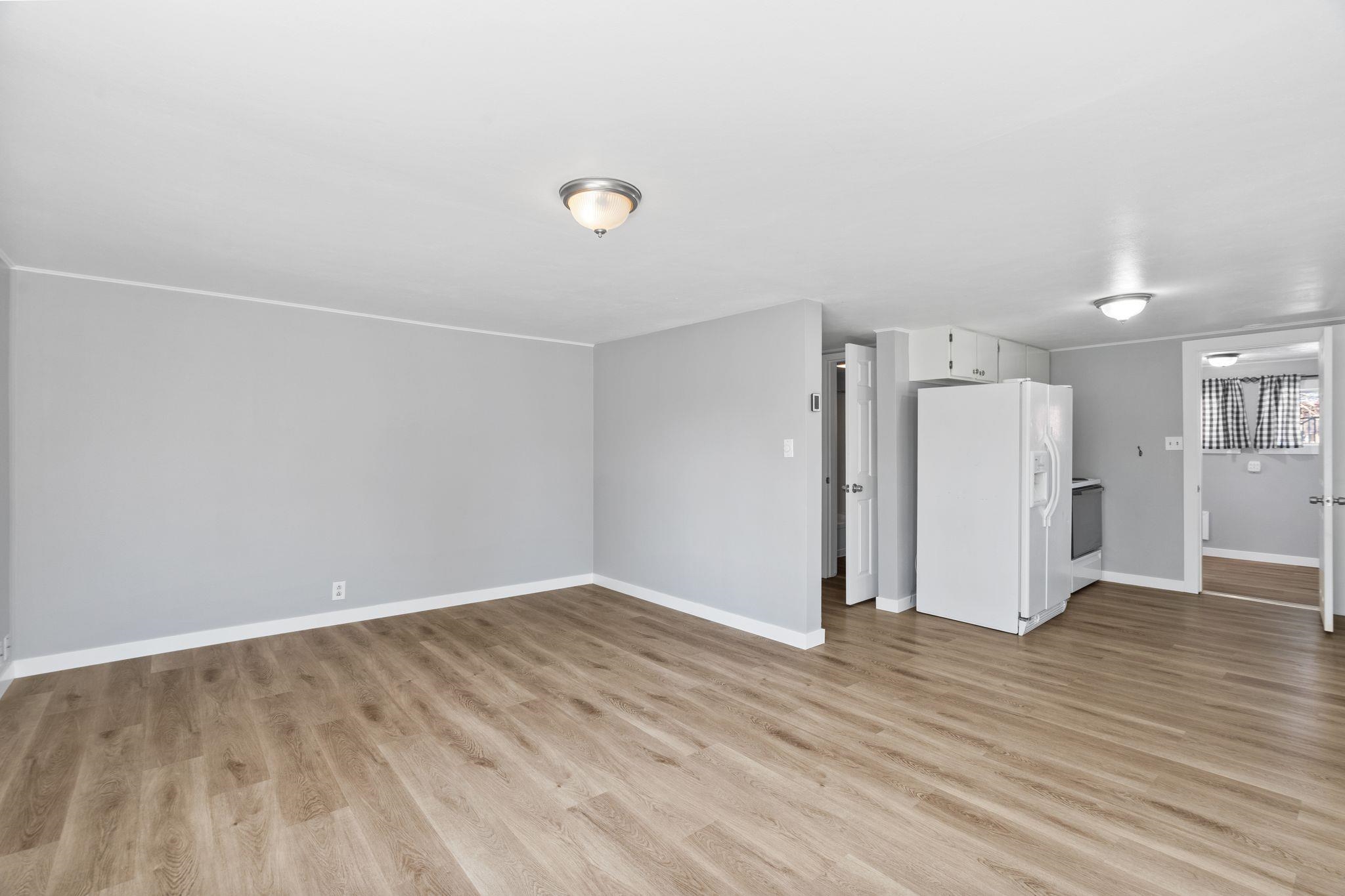 712 South Evergreen Road Spokane Valley, WA 99216 - Photo 4 of 23