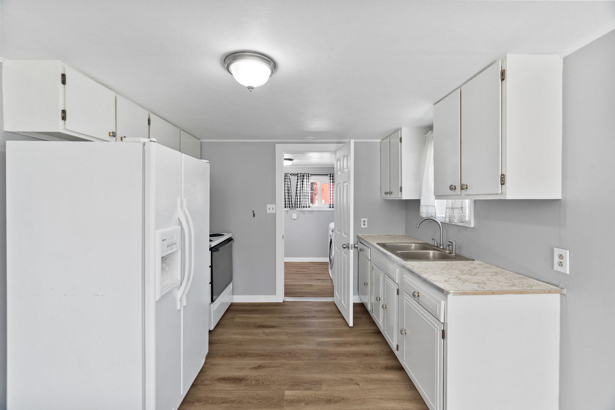 712 South Evergreen Road Spokane Valley, WA 99216 - Photo 10 of 23