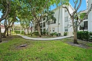 $4,500 | 3205 Northeast 184th Street, Unit 9304, North Miami Beach, FL 33160