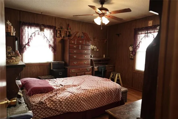 $220,000 | 1203 South Highland Drive, Harrisonville, MO 64701