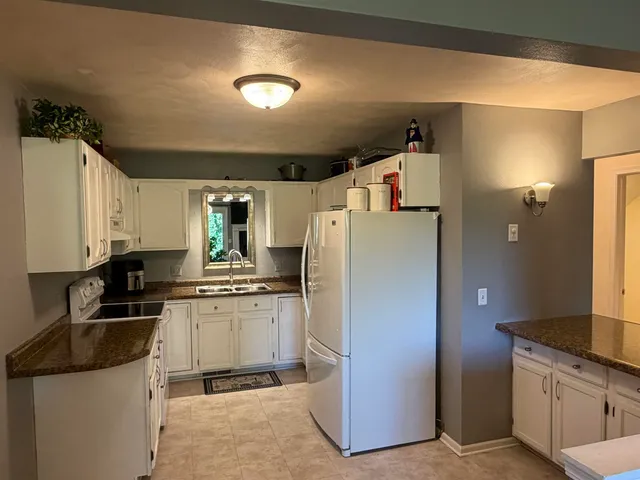 $274,900 | 403 Williamsburg Way Court, Fitchburg, WI 53719