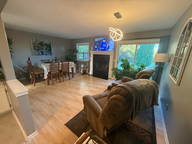 $274,900 | 403 Williamsburg Way Court, Fitchburg, WI 53719