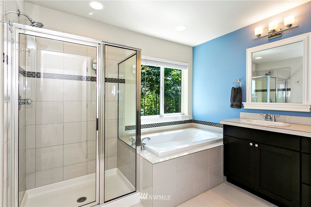 4110 180th Place Southeast Bothell, WA 98012 - Photo 17 of 32 Gallery Image 17