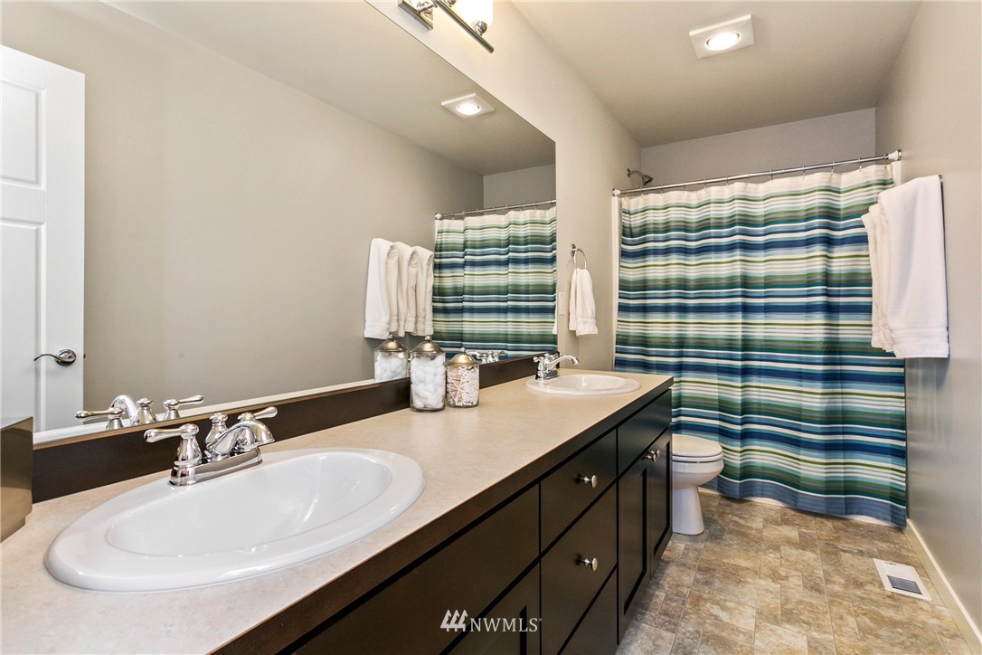 4110 180th Place Southeast Bothell, WA 98012 - Photo 23 of 32 Gallery Image 23