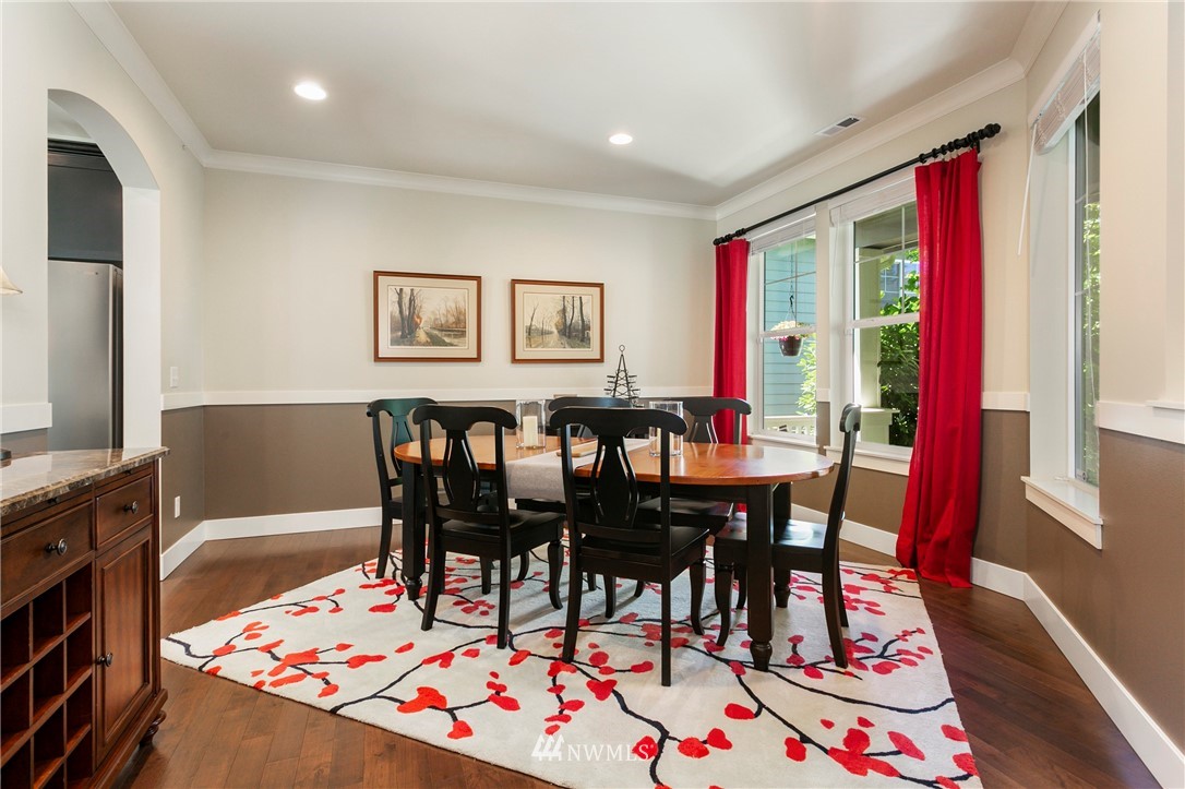 4110 180th Place Southeast Bothell, WA 98012 - Photo 4 of 32 Gallery Image 4