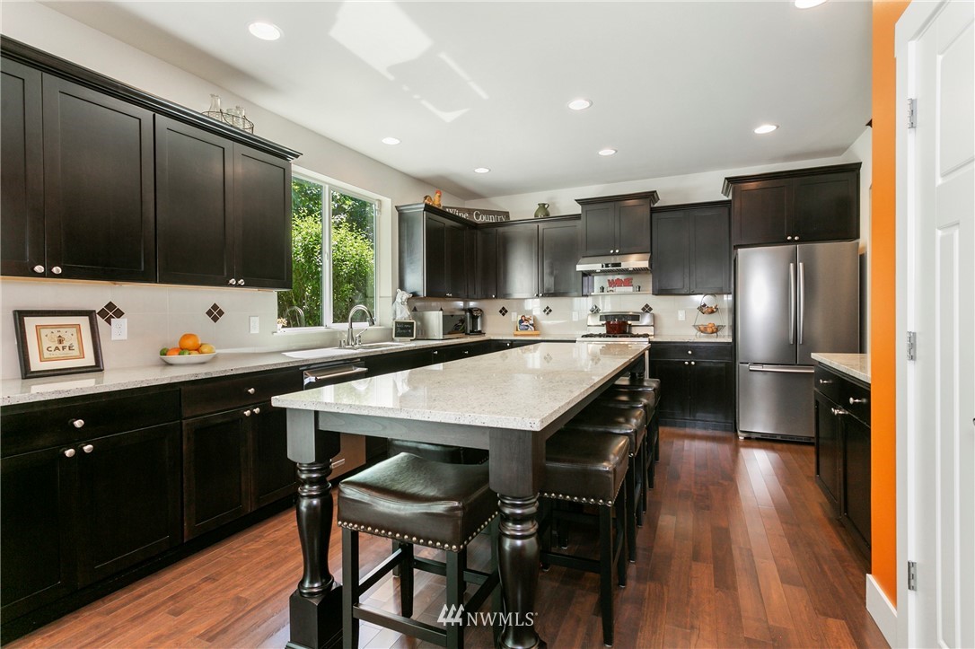 4110 180th Place Southeast Bothell, WA 98012 - Photo 7 of 32 Gallery Image 7