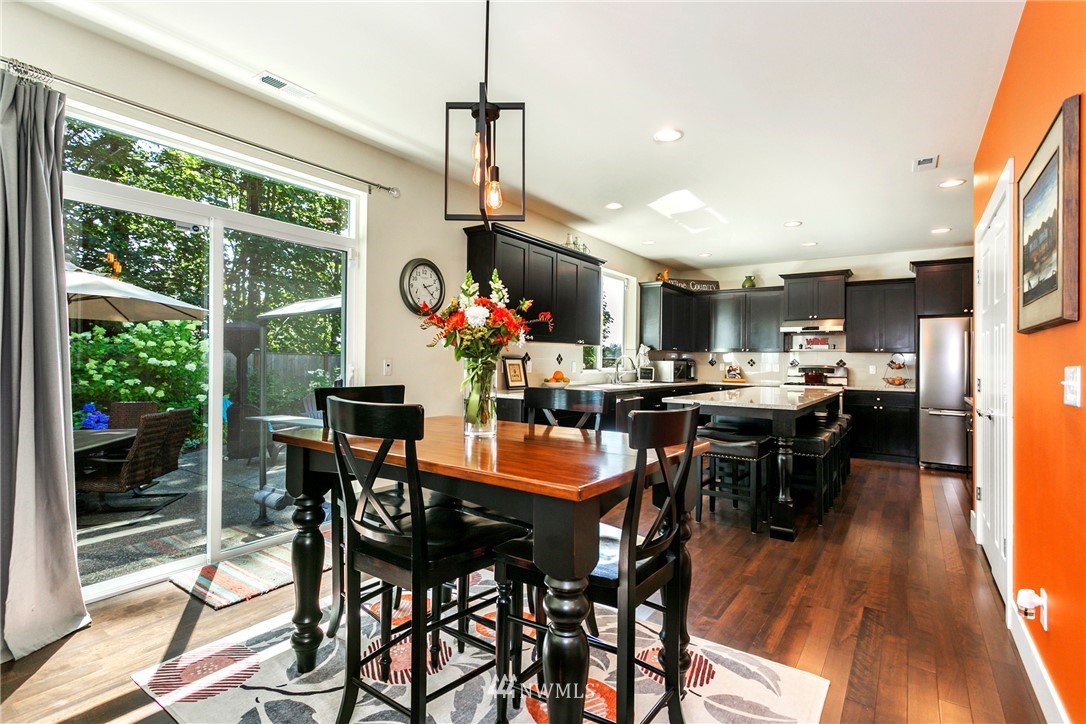 4110 180th Place Southeast Bothell, WA 98012 - Photo 8 of 32 Gallery Image 8