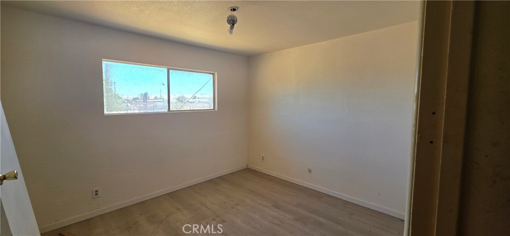 25526 Jade Road Barstow, CA 92311 - Photo 5 of 6