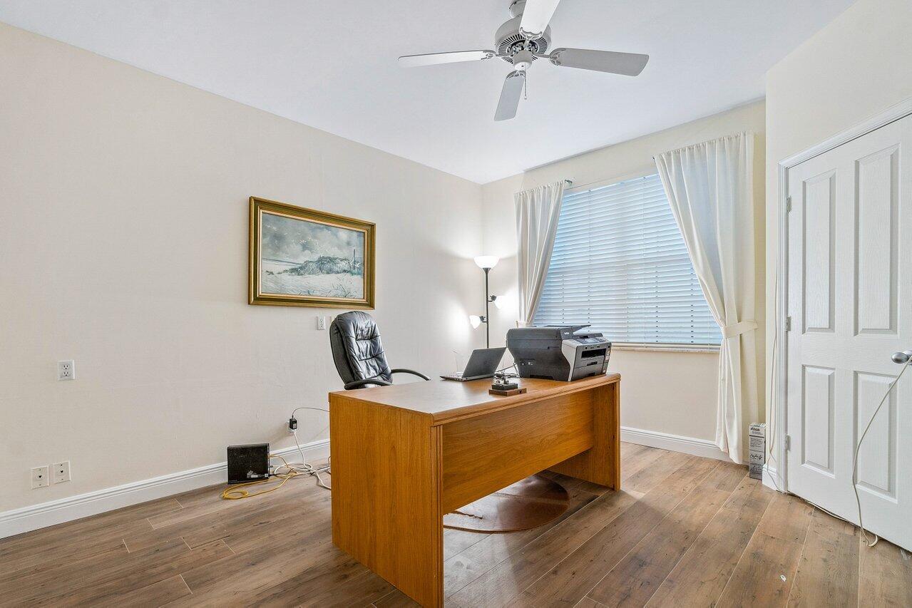 6182 Northwest 23rd Road Boca Raton, FL 33434 - Photo 13 of 31 027-6182Northwest23rdRoad-BocaRaton-FL-3