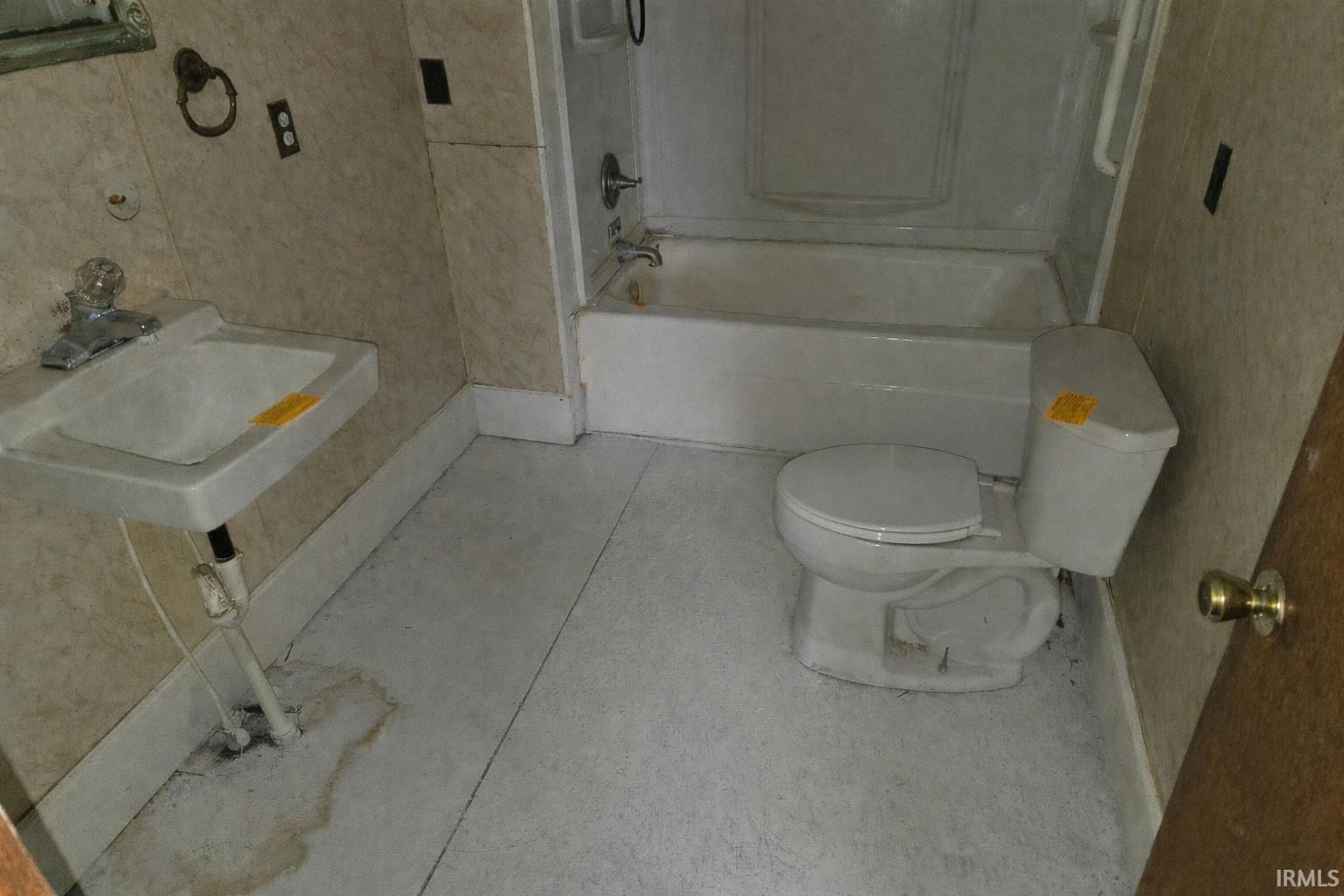 8910 North Meridian Road Denver, IN 46926 - Photo 8 of 17