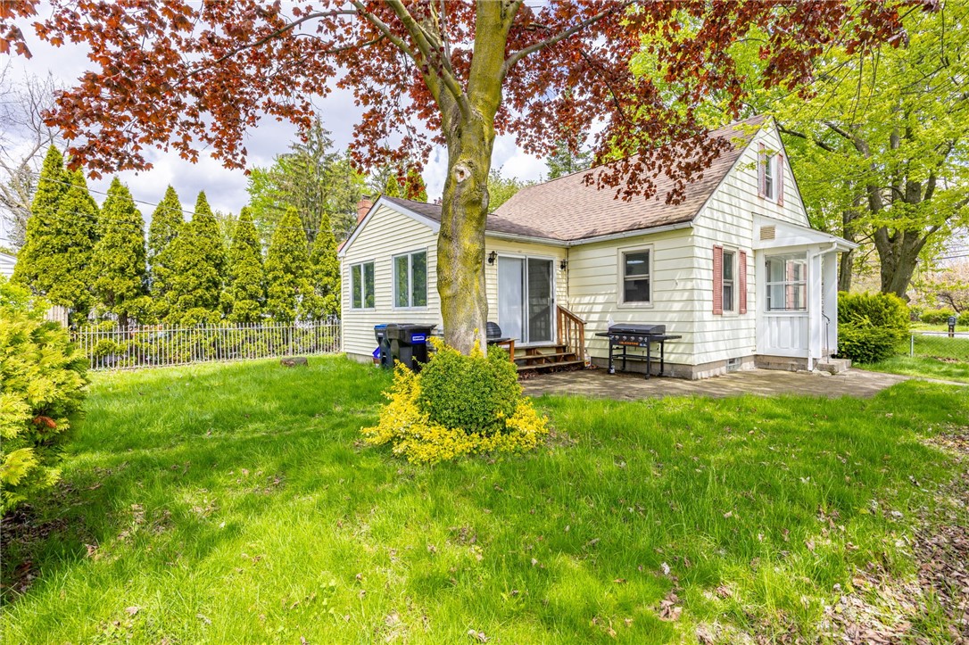 617 Howard Road Gates, NY 14624 - Photo 5 of 24