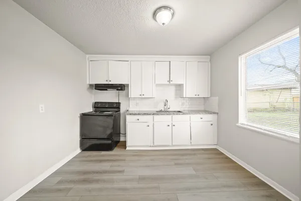 $1,595 | 2509 Lancaster Lane, Pasadena, TX 77506