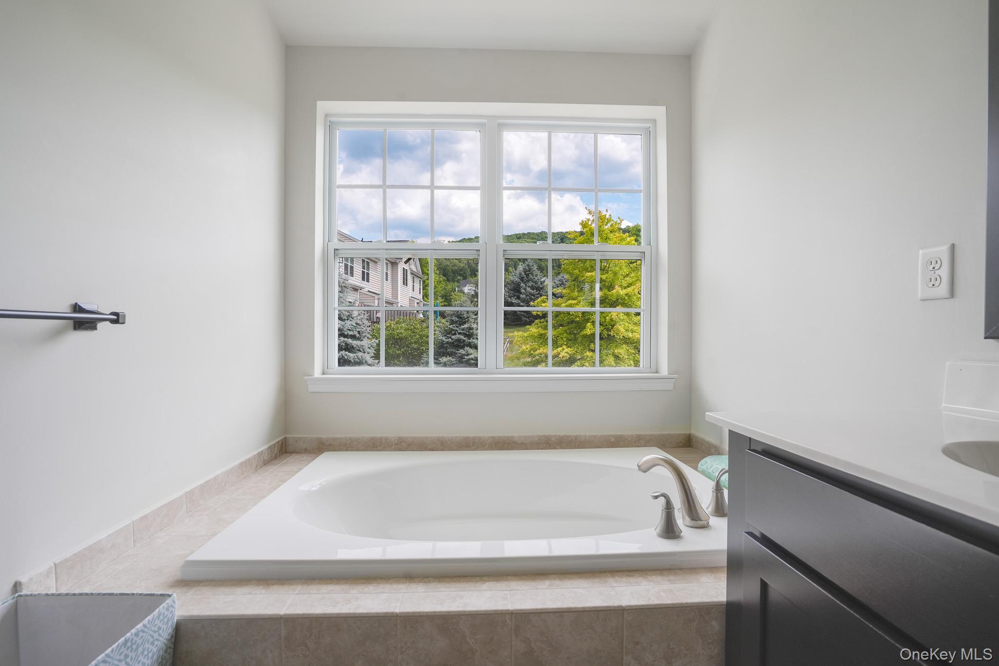 1130 Cold Spring Road Fishkill, NY 12524 - Photo 18 of 32