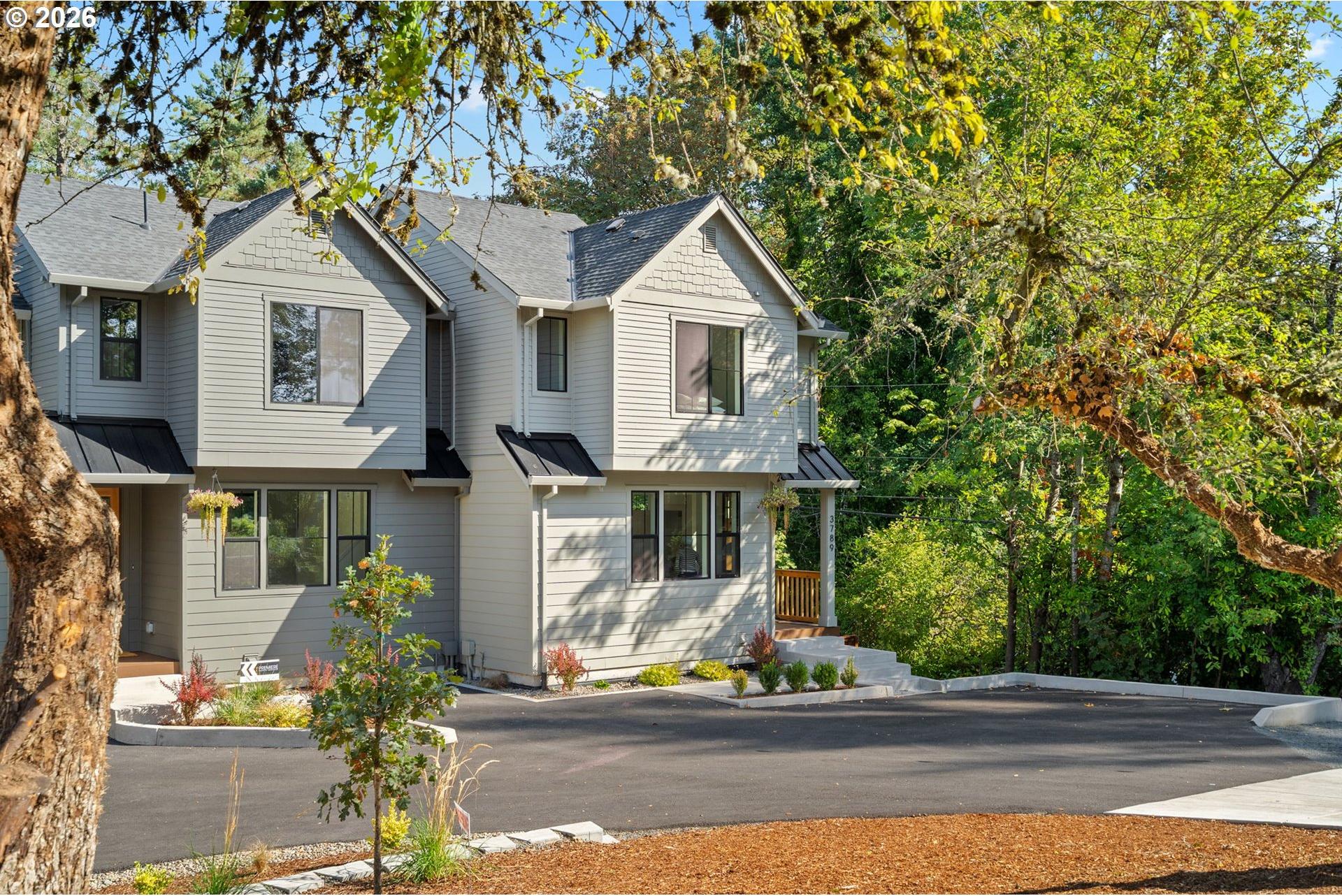 3789 Southwest Iowa Street Portland, OR 97221 - Photo 4 of 47 Exterior