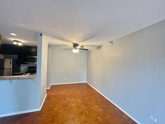 1912 Prairie Square, Unit 219 Schaumburg, IL 60173 - Photo 12 of 27