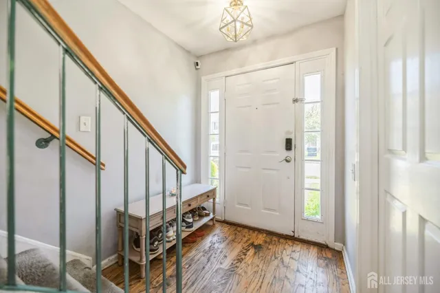 $439,000 | 109 Giera Court, Sayreville, NJ 08859