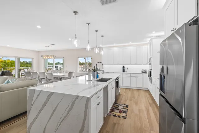 $4,300,000 | 2125 Ave H, Marathon, FL 33050