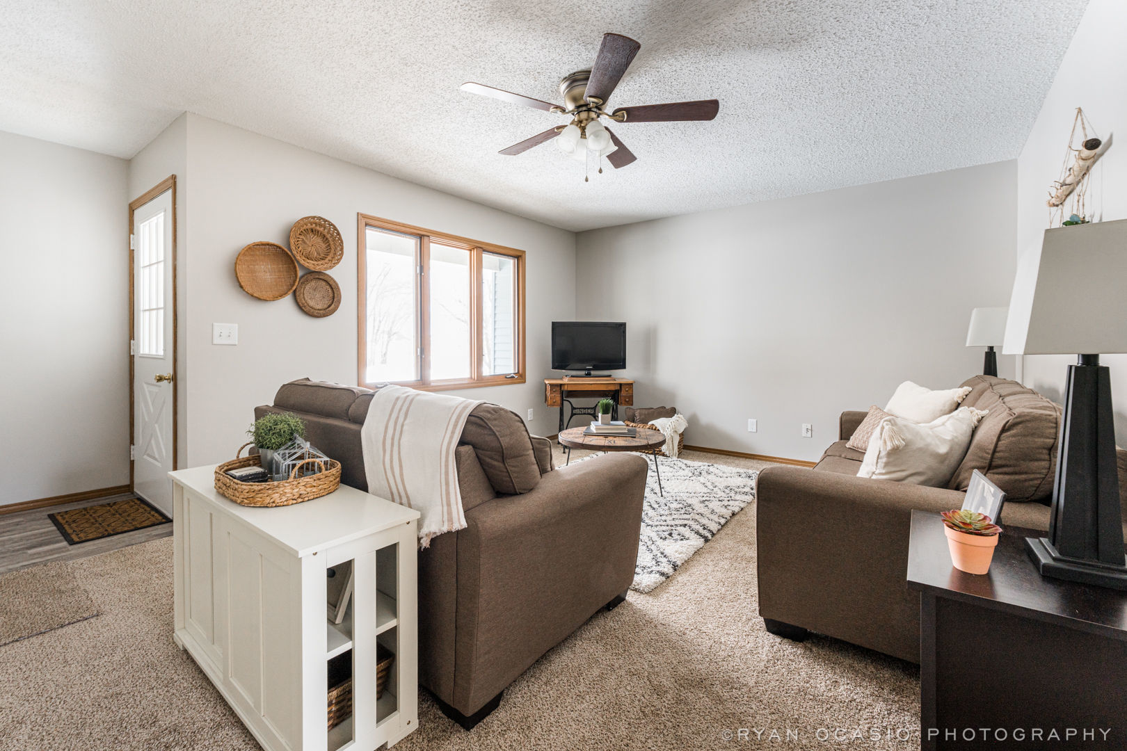 403 Maple Avenue Maple Park, IL 60151 - Photo 5 of 20 a living room with furniture and a window