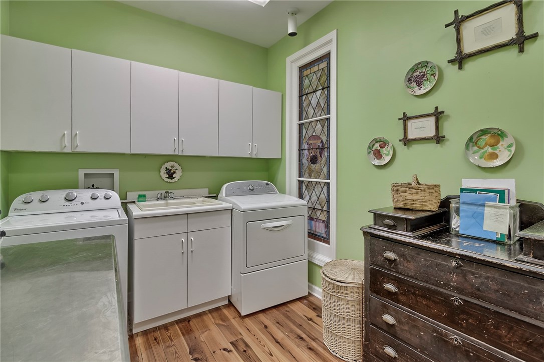 1 Lakeside Drive Salem, SC 29676 - Photo 20 of 50 Large Laundry Room