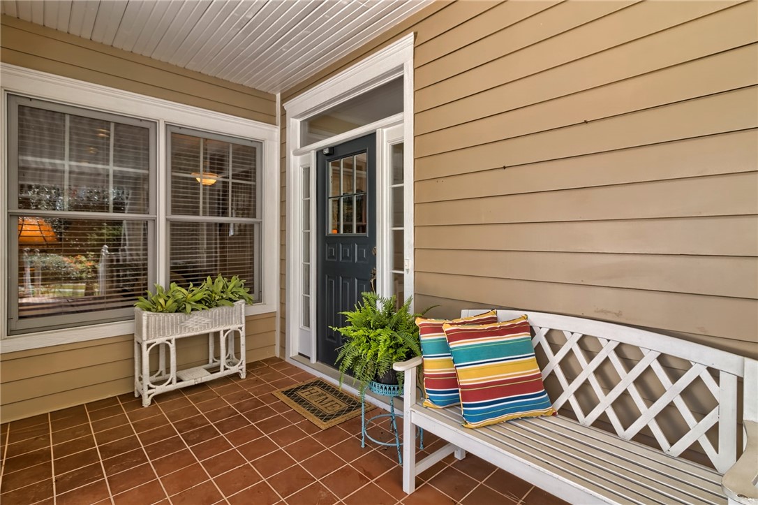 1 Lakeside Drive Salem, SC 29676 - Photo 2 of 50 Relax on your Front Porch!