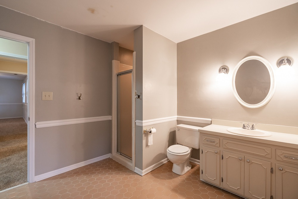7933 Kingsland Drive Raleigh, NC 27613 - Photo 24 of 30 Bathroom 3