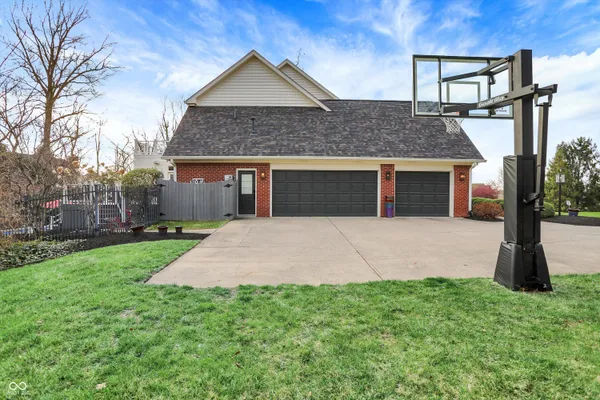 $1,075,000 | 9012 Nautical Watch Drive, Indianapolis, IN 46236