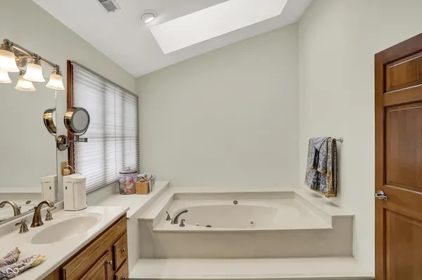 $1,075,000 | 9012 Nautical Watch Drive, Indianapolis, IN 46236