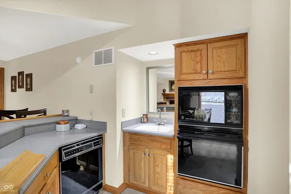 $1,075,000 | 9012 Nautical Watch Drive, Indianapolis, IN 46236