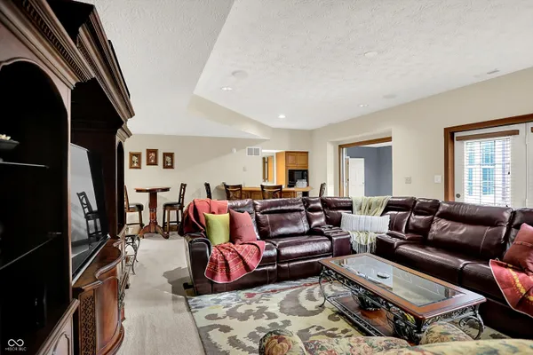 $1,075,000 | 9012 Nautical Watch Drive, Indianapolis, IN 46236