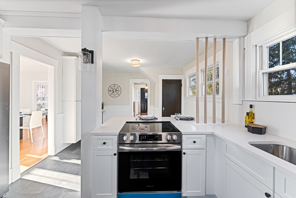 23 Homestead Avenue Springfield, MA 01151 - Photo 13 of 42 Gallery Image 13