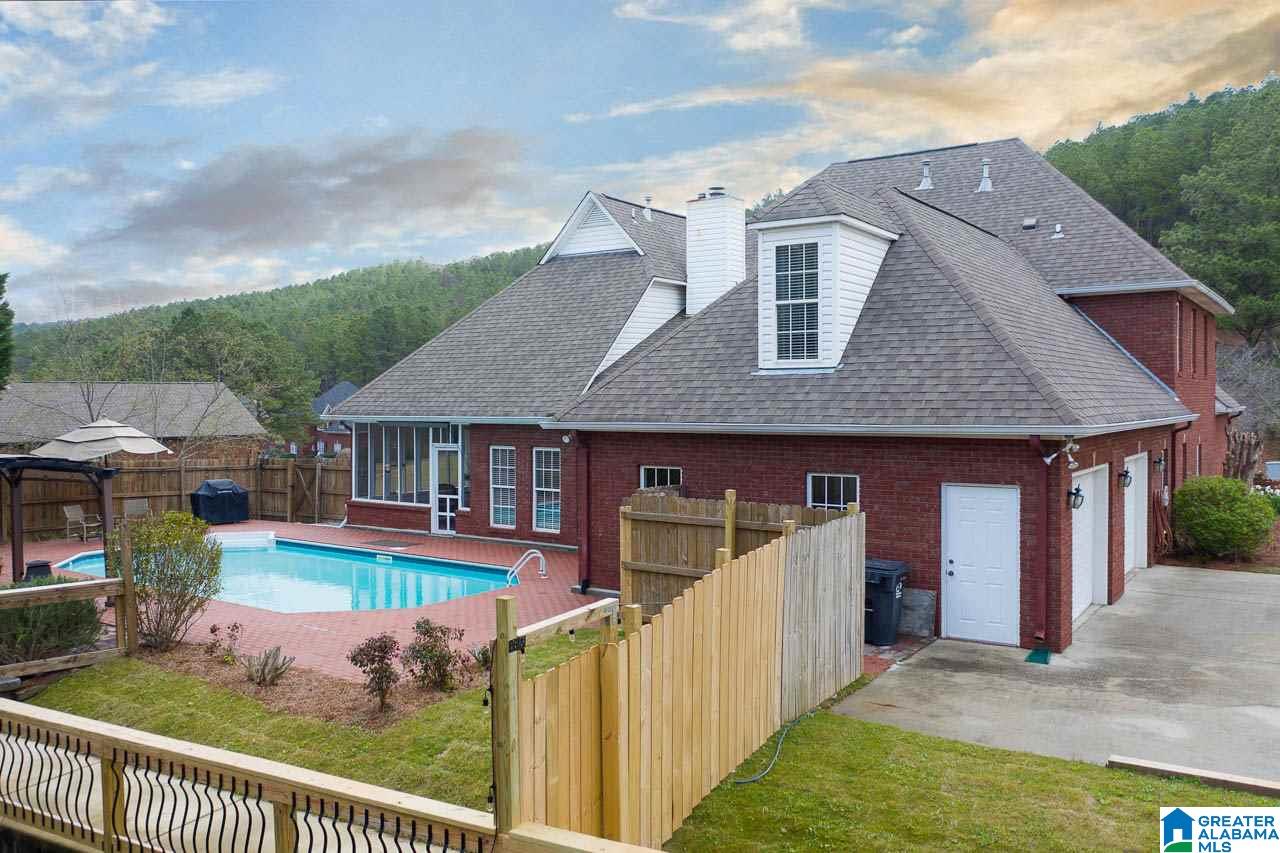 168 Windsor Lane Pelham, AL 35124 - Photo 2 of 50