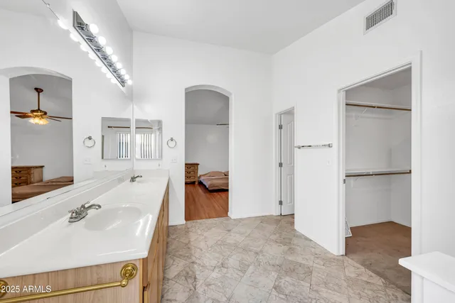 $635,000 | 1342 North McKenna Lane, Gilbert, AZ 85233