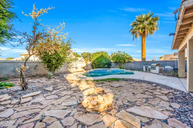 $635,000 | 1342 North McKenna Lane, Gilbert, AZ 85233