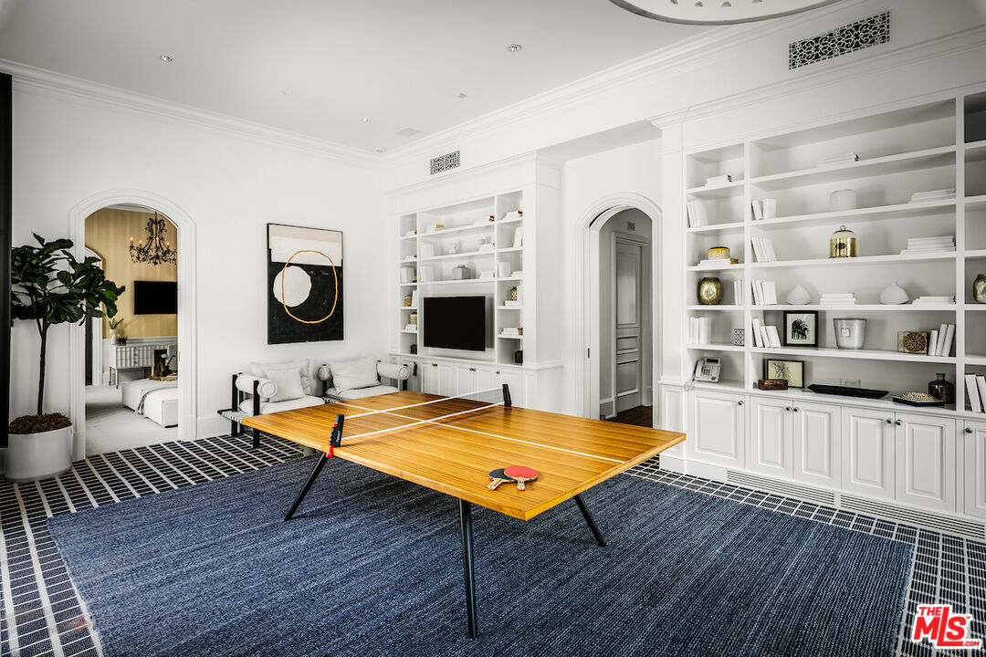 71 Beverly Park Beverly Hills, CA 90210 - Photo 20 of 75