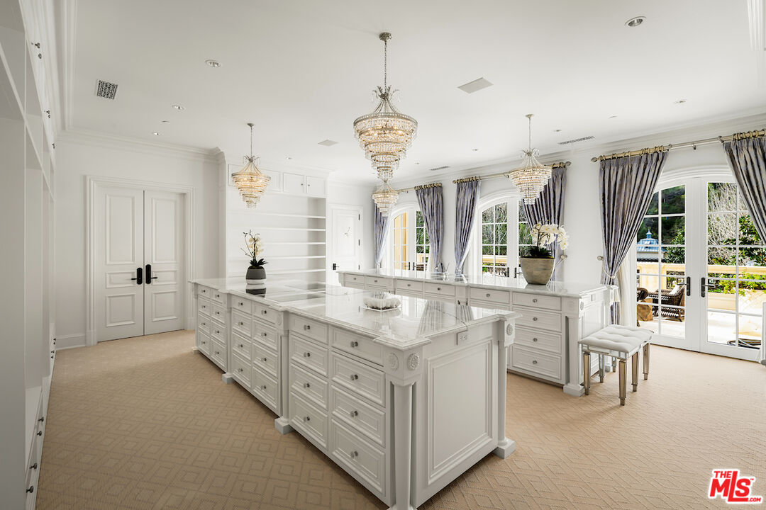 71 Beverly Park Beverly Hills, CA 90210 - Photo 34 of 75