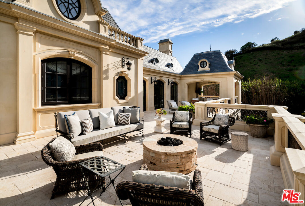 71 Beverly Park Beverly Hills, CA 90210 - Photo 37 of 75