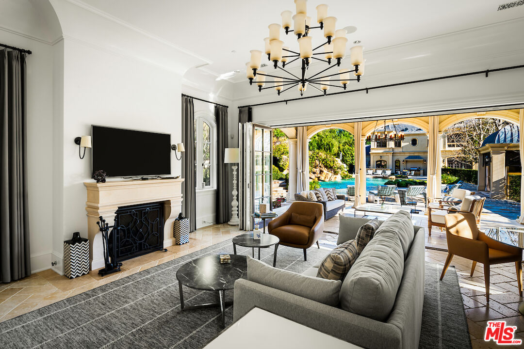 71 Beverly Park Beverly Hills, CA 90210 - Photo 55 of 75