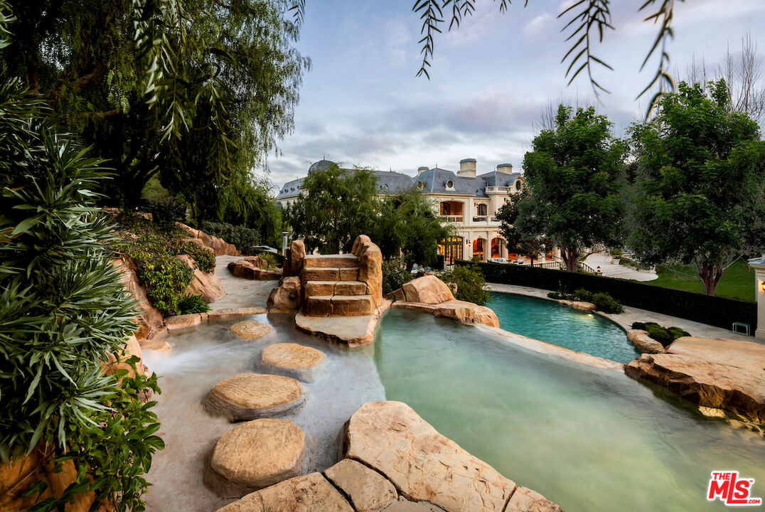 71 Beverly Park Beverly Hills, CA 90210 - Photo 69 of 75