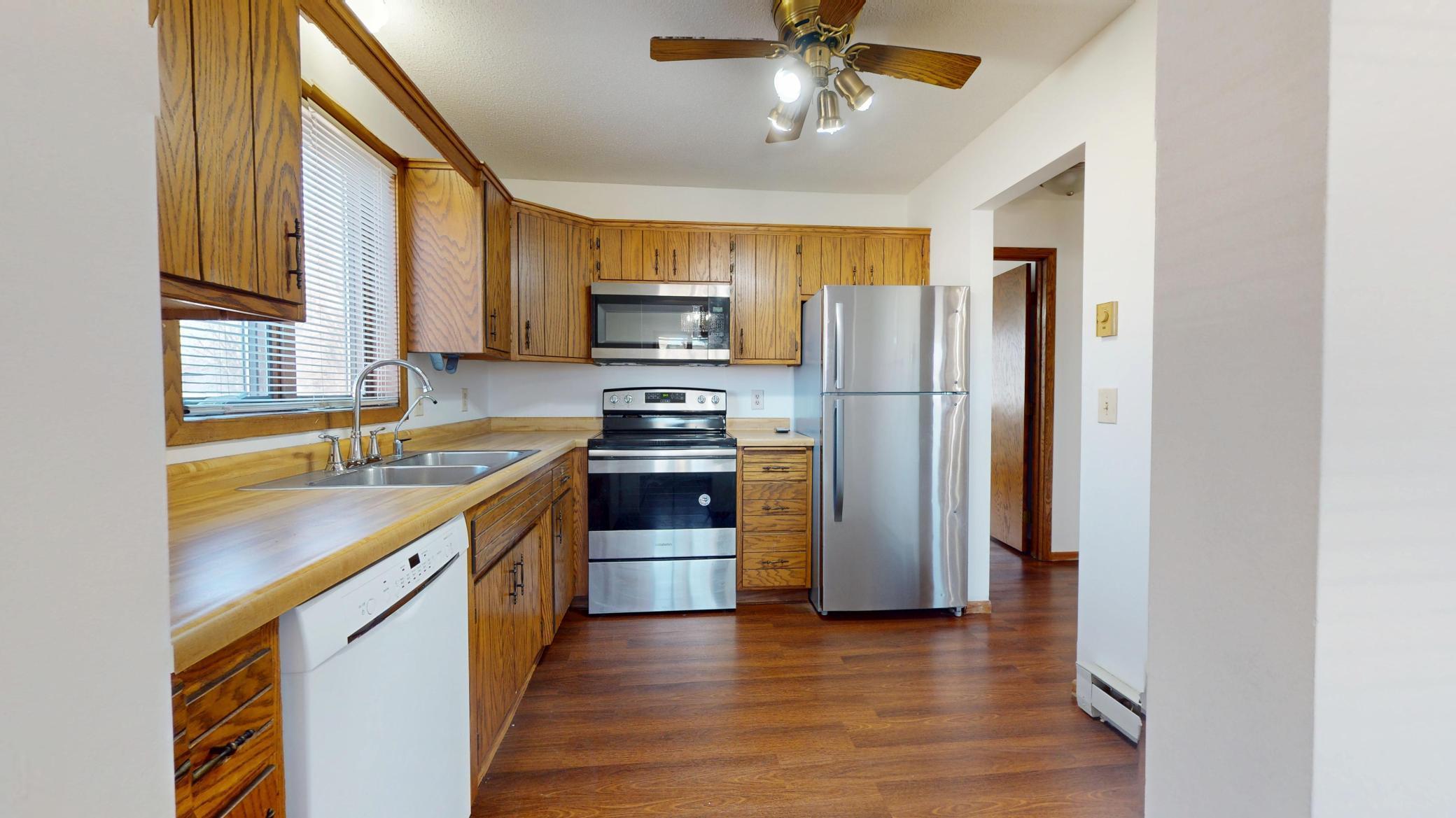 3626 10th Lane Northwest, Unit 9 Rochester, MN 55901 - Photo 5 of 12