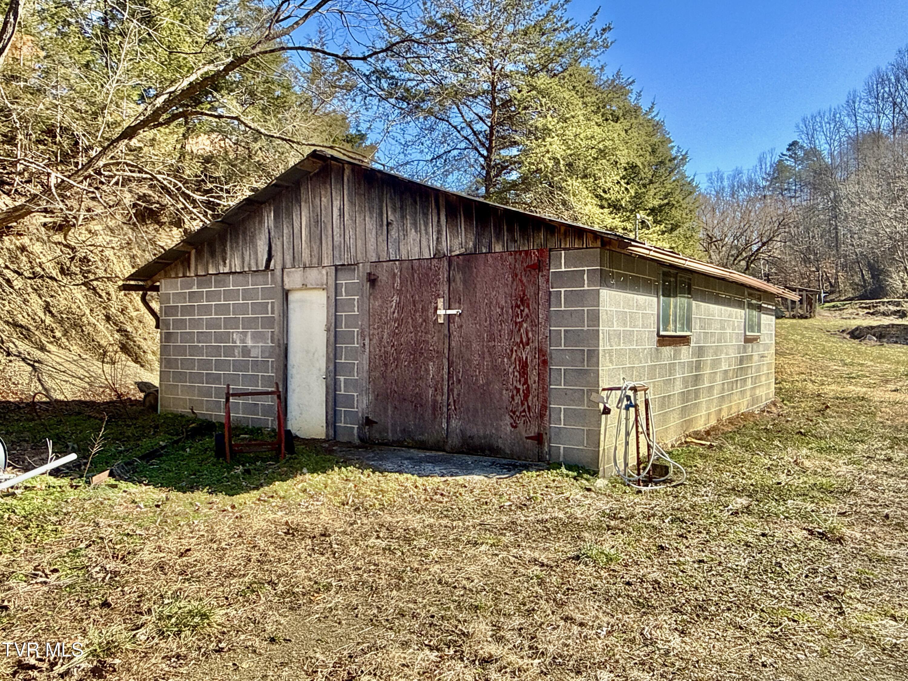 219 Ridge Road Eidson, TN 37731 - Photo 37 of 72 _Pic28 (25)