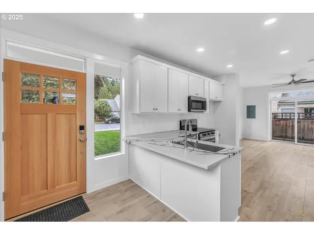 $312,900 | 9414 North Bristol Avenue, Portland, OR 97203