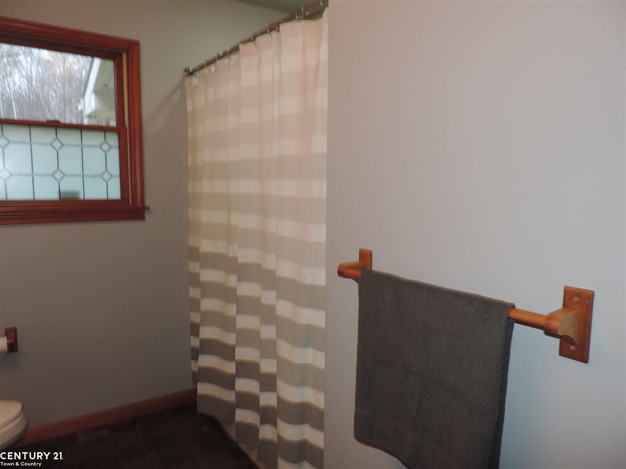 1633 Hazel Road Columbus, MI 48063 - Photo 13 of 20